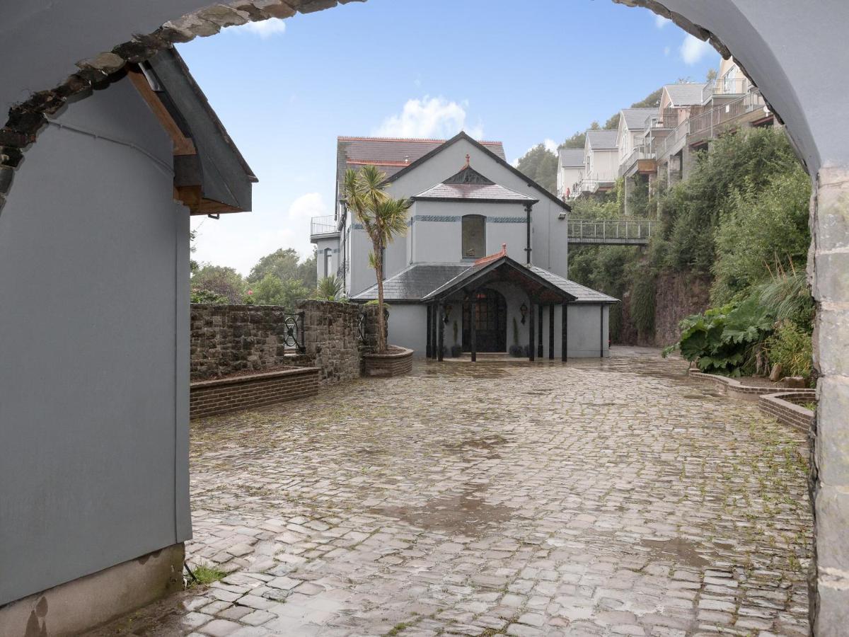 Pendine Manor Villa Kültér fotó